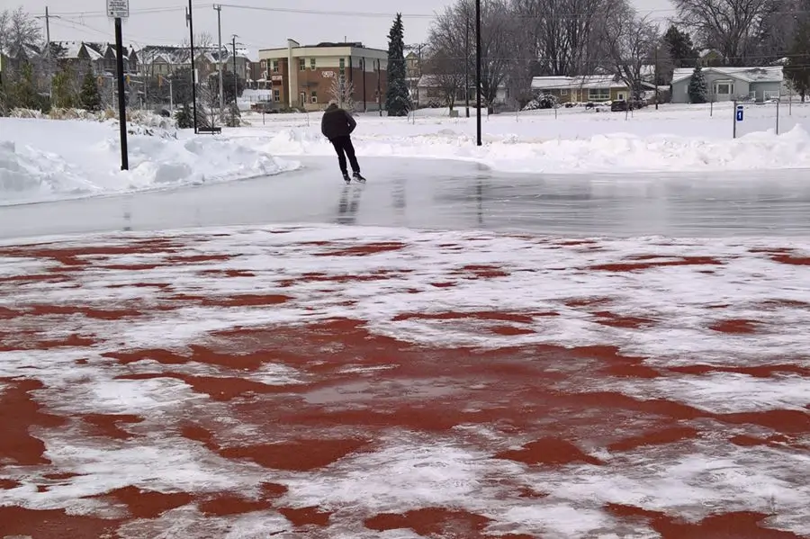 Photo of EVERPLAY toroTan skate walk surfacing material